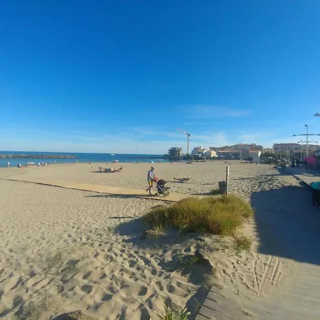 Quai D'azur Daire Agde