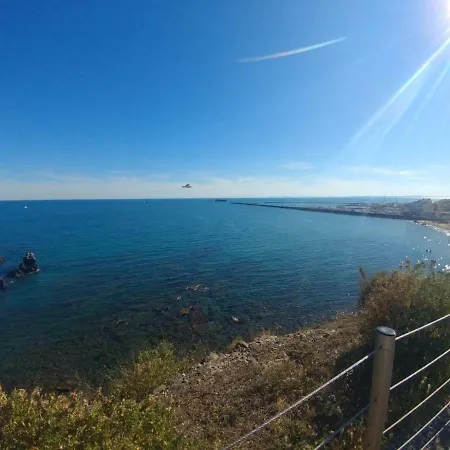Quai D'azur شقة