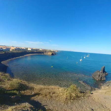 Quai D'azur * آجد